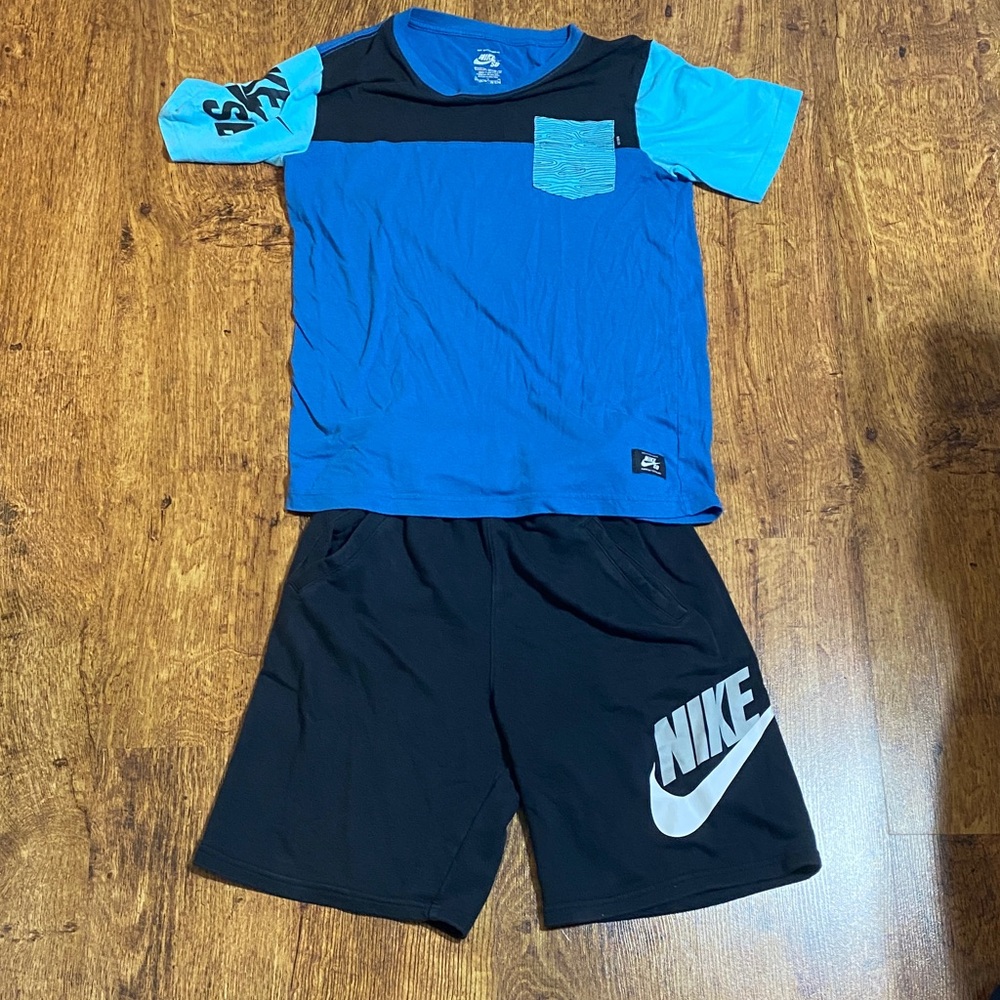 Nike Kids T-Shirt and Shorts